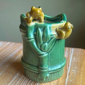 Vintage Majolica Ceramic Frog & Bamboo Plant Holder Vase